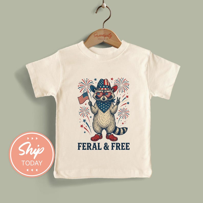Feral And Free Kid Shirt | 4th Of July Toddler Shirt | Patriotic Raccoon Kids Tee | Independence Day Youth Clothing(KA-JUL47) bild 1