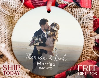 Personalized Married Couple Keepsake, Perfect for Celebrating First Christmas Together, Ideal Wedding Gift