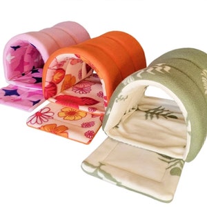 Guinea Pigs and Small Animals Play Tunnel comes with Pee Pad 5"Wx8"Lx4"H / 7"Wx9"Lx6"H / 8"Wx11"Lx7"H
