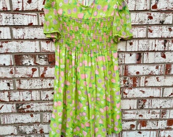 1970s Handgemachtes Erdbeer Print Psychedelic Groovy Mädchen Kleid in Neon Grün Gr. 32/14