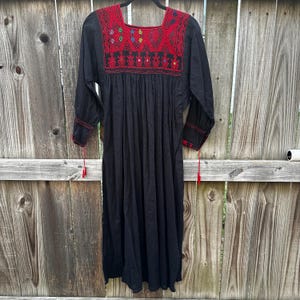 Vintage Mexican| Oaxacan| Guatamalan| Peasant| Boho| Cottagecore| Huipil Style| Embroidered| Black Guazy Cotton Half Sleeve Dress Sz L-XL