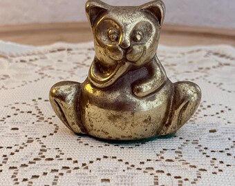 Vintage Brass Chinese Laughing Lucky Wealth Sitting Cat Paperweight Figurine