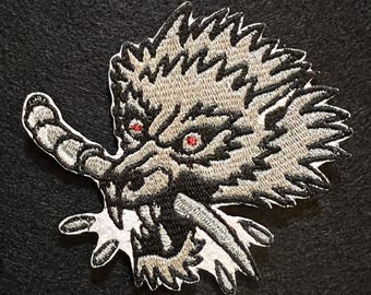 Wolf met dolk in tattoo-stijl