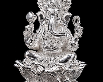 Zuiver zilveren Ganesh (Hollow Casting Kamal) beeld