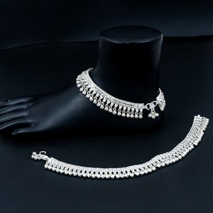 Handmade Silver Indian Anklet Pair: Jingle Bell Payal
