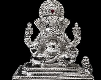 Dagdusheth Ganpati-beeldje van puur zilver
