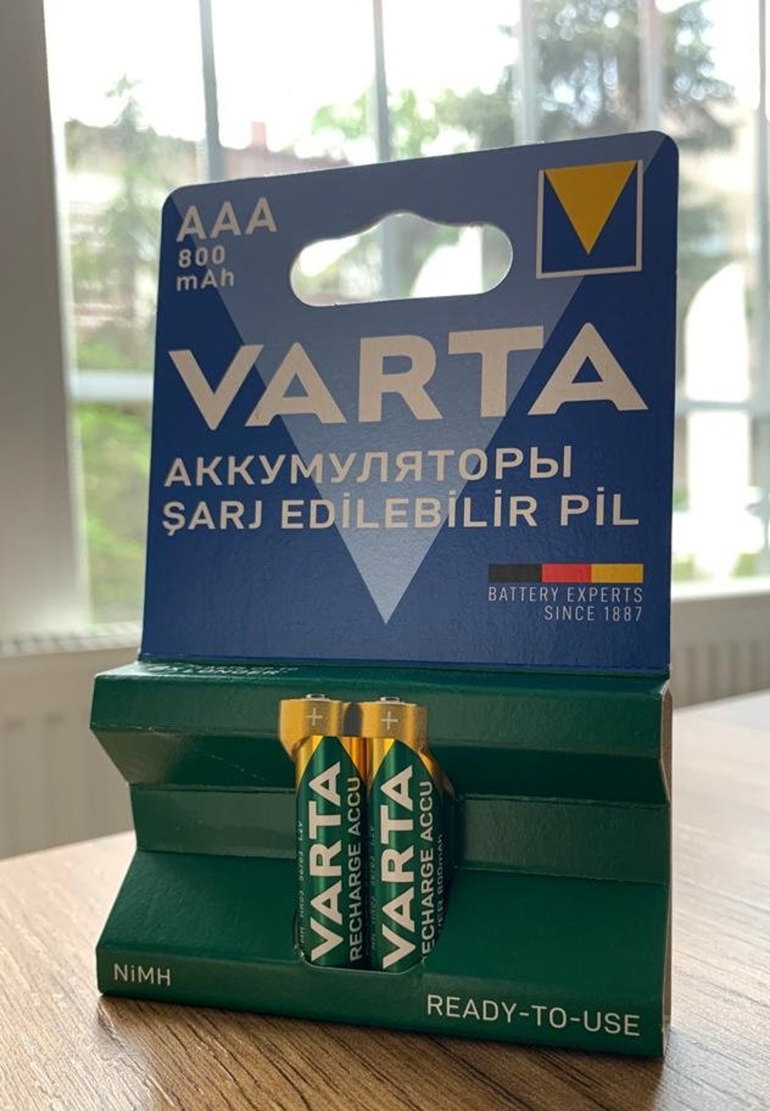 Varta AAA Ni-Mh Rechargeable Battery (800mAh), 2 Batteries