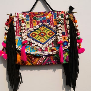 Boho Banjara Stickerei Patchwork Handtasche, indische Banjara Tragetasche, Banjara Tasche, Banjara Schultertasche, Banjara Schultertasche, handgemachte Tasche.