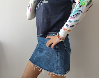 竹製圧縮アームスリーブ - アウトドアアクティビティウォーマー - オフホワイトメランジカラーピーコックデザイン