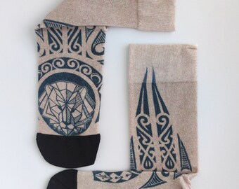 竹製ソックス - 通気性に優れた特別なデザイン - マオリのタトゥーモチーフ