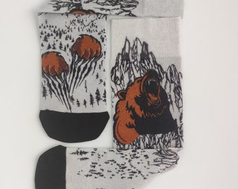 竹製ソックス - 通気性に優れた特別なデザイン - Bear on the Mountain