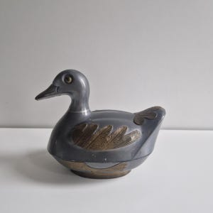 Pewter Duck Figurine , Lovely Trinket box, Vintage Brass Animal, Mid Century Duck, Cute Gift for Mother, Christmas gift for Her, Grey bird