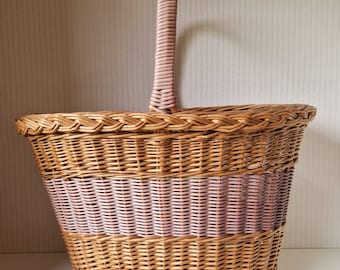 French Brocante Country Basket, Vintage Basket,  Rustic Harvest Basket, Vintage wicker Flower basket