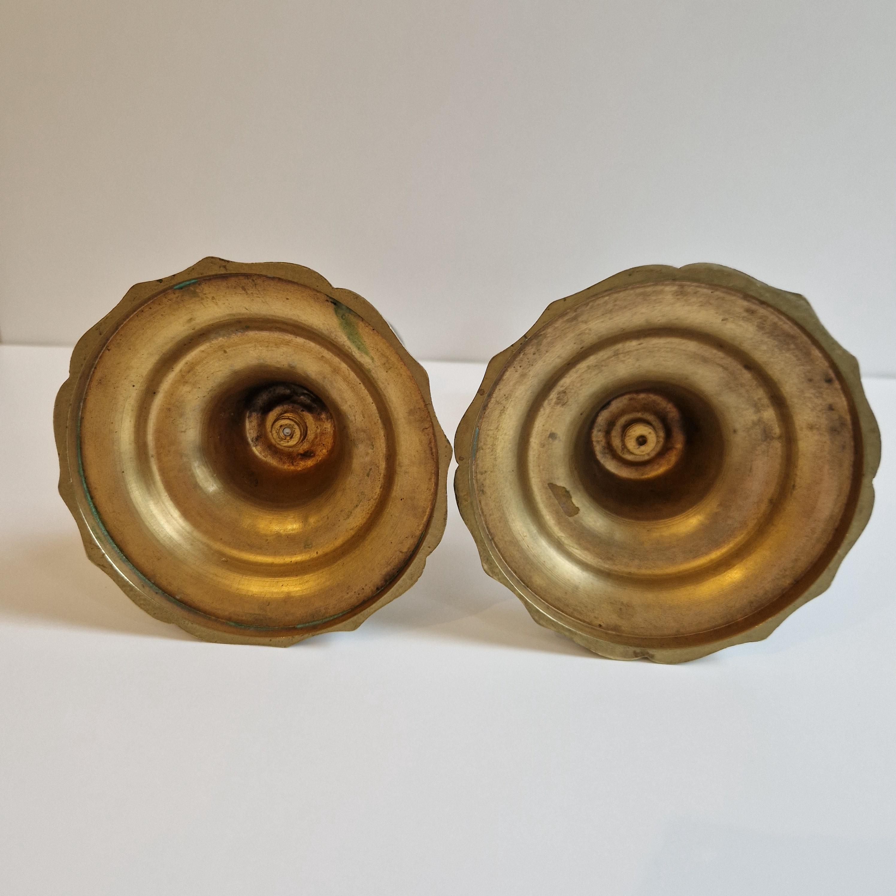 アンティーク真鍮製キャンドルスタンドペア、19世紀フランスの花柄