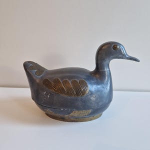 Pewter Duck Figurine , Lovely Trinket box, Vintage Brass Animal, Mid Century Duck, Cute Gift for Mother, Christmas gift for Her, Grey bird