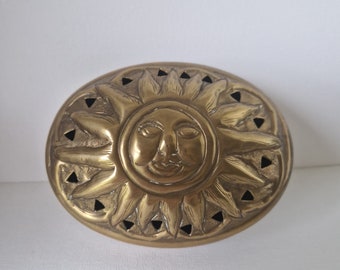 Brass vintage sun box, jewelry box in vintage brass, Celestial Box, Gold, Jewellery Trinket Ring Dish, 70s Home Decor, Christmas sales