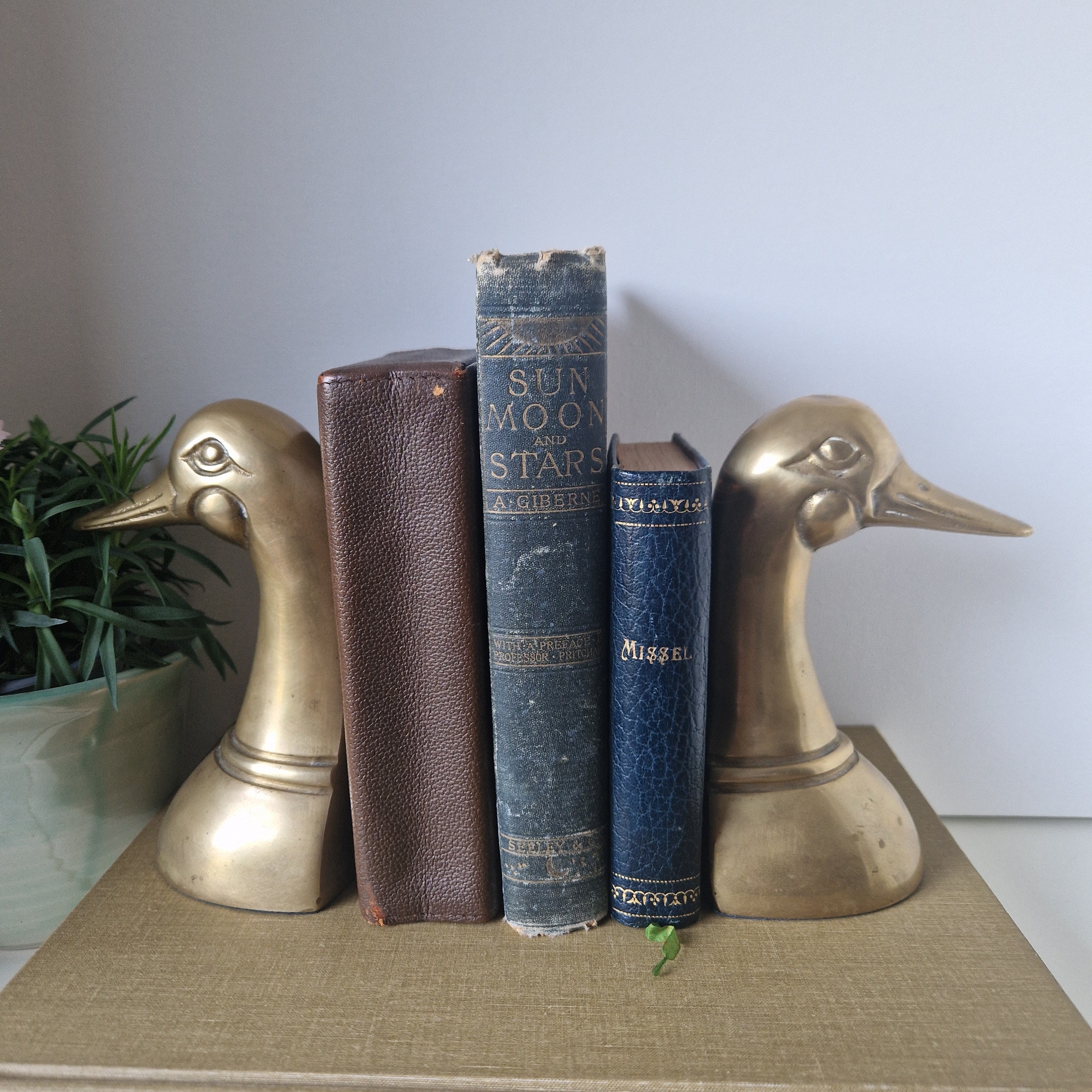 Serres-livres Birdie - L'atelier Belle Lurette, Rénovation de meubles