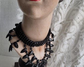 Zeldzame Napoleon III-ketting met jetkralen - 19e-eeuwse historische Franse sieraden