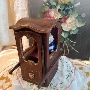 POUPÉE ANCIENNE - Grand Coffret EUR 40,00 - FR