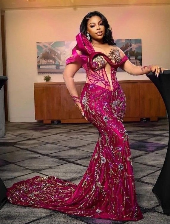pink african wedding dresses African Traditional Bridal Beaded Organza Mermaid Dress with Lace-Up Back  and Chapel Train for Garden Weddings