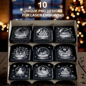 Könnte beinhalten: Eine Präsentation von zehn schwarzen quadratischen Untersetzern, jeweils mit einer einzigartigen Winterszene in einem Schneekugel-Design. Der Text "10 UNIQUE PNG DESIGNS FOR LASER ENGRAVING" ist zu sehen. Für Lasergravur.