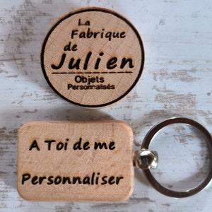 Rectangular beech key ring