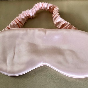 Women&#39;s Sleep Mask, 100% Mulberry Silk 22 momme