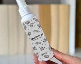 Falcon Pilot Room Spray | Magic Mouse | Galaxy's Edge | Star Wars | Mahogany, Apple, Cedar, Oak