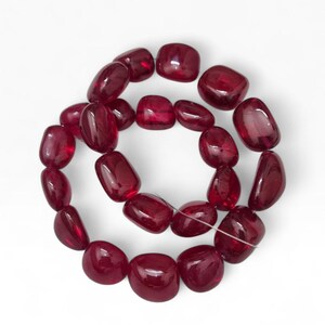 Perles en rubis créées en laboratoire, qualité AAA, 10 x 15 mm, brin de 8 pouces