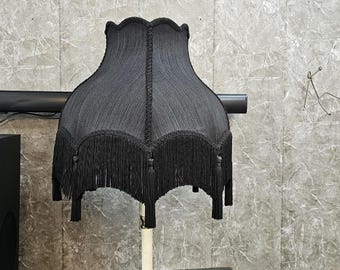 Schwarze victorianische Lampenschirm: Rayon Fransen, handgenähte Seide
