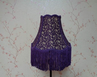 Lila Lampenschirm/Tischlampe/Designerlampe/Schlafzimmerlampe/Viktorianische Lampe/Antike Lampe/Art-déco-Lampe/Handgefertigte Lampe/Handgemachte Lampe/Spitzenschirm