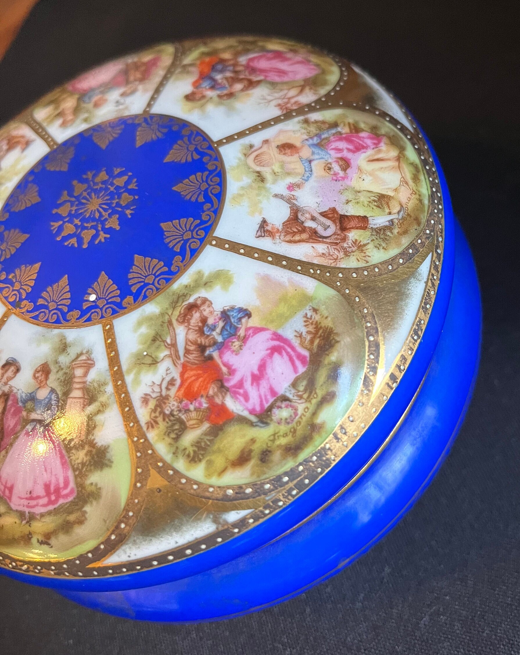 RAJAS 彫刻入りオープンバングル ケース付き