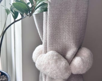 CLOUD CURTAIN TIE Backs, handcrafted from boucle for baby and kids room decor