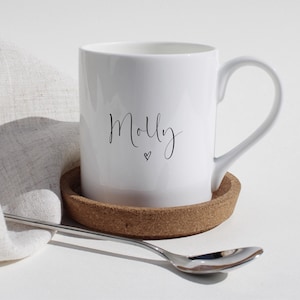 Caneca e porta-copos personalizados | Nome e coração | Xícara de chá ou café | Presente personalizado | Porcelana, cerâmica, esmalte | 8oz, 10oz, 11oz, 12oz