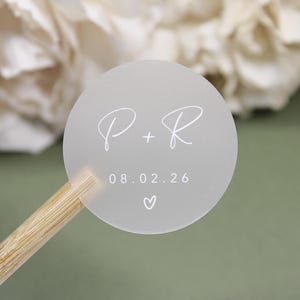 Etichette personalizzate con iniziali e data / Adesivi personalizzati per bomboniere / Adesivi bianchi, trasparenti satinati, crema, marrone kraft, neri
