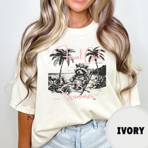 Wildes Mädchen Sommer Waschbär Strand Ferien Sommer T Shirt Lustiger Witz Meme Cowgirl Western Rodeo T Shirt Komfort Farben 1717