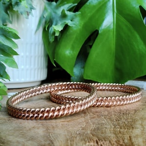 Bracciale a doppio anello tensore per la parte superiore del braccio - Diverse varianti di cubiti - Protezione EMV - Strumento di guarigione fisica - Riequilibra i livelli di ferro