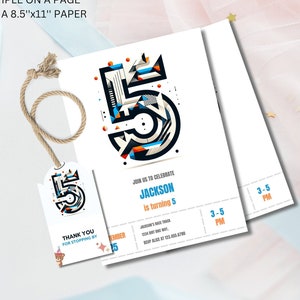 Può includere: Un'etichetta di ringraziamento stampabile con un design geometrico colorato a forma di numero 5. L'etichetta misura 2 pollici per 3,5 pollici e può essere stampata 12 per pagina. Il testo sull'etichetta dice "Grazie per la tua visita".