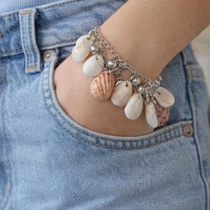Seashell Bracelet  "Luna" / Florida Seashells