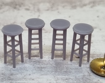 1/48th scale undecorated pack of 4 bar stools-measuring 17mm in height- perfect for your pub!