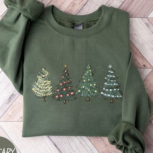 Sweat-shirt de Noël arbre vert, chemise de Noël, t-shirt ras du cou de Noël, cadeau de Noël pour elle, pull de Noël pour femme, sweat à capuche Chrimbo