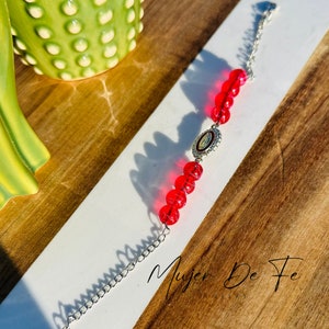 Virgen Bracelet | Virgen Beaded Bracelet | Red Beaded Bracelet | Handmade Virgen de Guadalupe | Lady of Guadalupe Bracelet