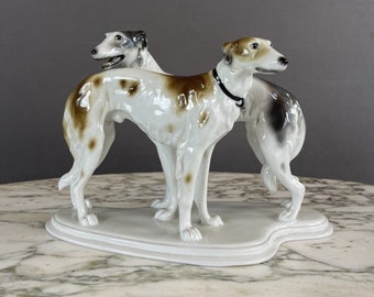 Vintage statuette Aelteste Volkstedt