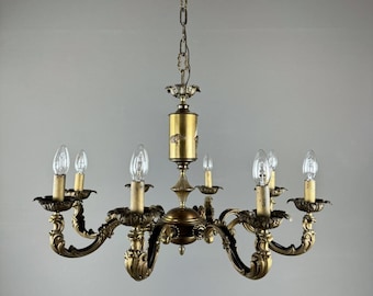 Vintage Bronze Kronleuchter - große 8-flammige Deckenleuchte im französischen Stil, kunstvolle klassische Beleuchtung, elegantes Wohndekor
