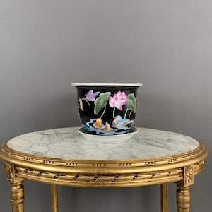 Vintage cachepot
