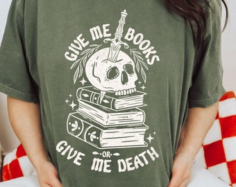 Comfort kleuren Bookish T-shirt, Bookish Merch, Bookworm Shirt, acotar Shirt, Leesshirt, Book Merch, Fantasy Shirt, Cottagecore Shirt