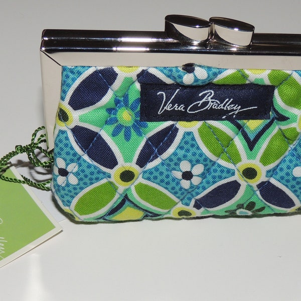 New with Tags Vera Bradley Kisslock Coin Purse in Daisy Daisy Pattern Blue/Green