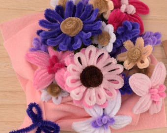 Tutorial em PDF de buquê de flores feito com limpadores de cachimbo, flores de arame chenille, molde de flor artesanal, buquê floral feito à mão, projeto de artesanato para crianças