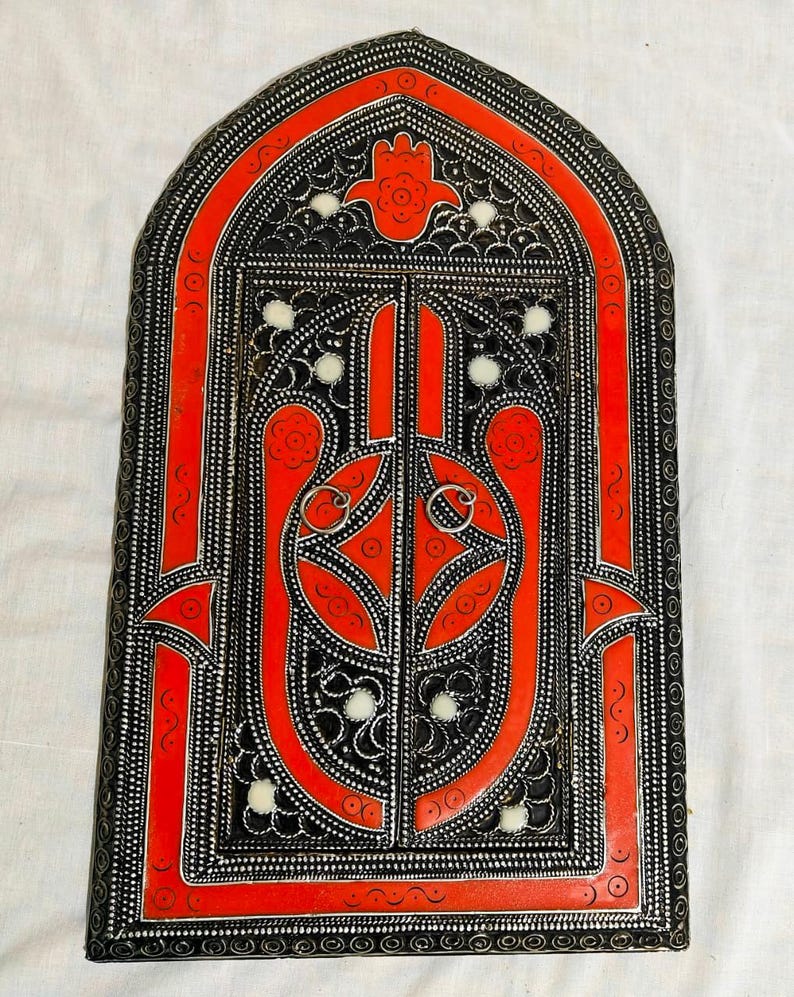 Miroir mural marocain vintage, bois sculpté à la main et portes en métal image 3