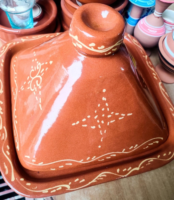 Tajine marocain en argile | Batterie de cuisine artisanale avec couvercle en dôme | Va au four et à la cuisinière - France